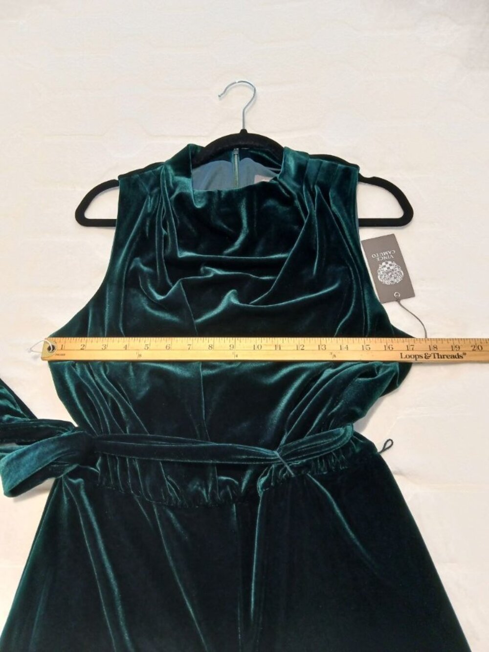 Vince Camuto Emerald Velvet Wide-Leg Belted Jumpsuit Size L NWT - Picture 14 of 16